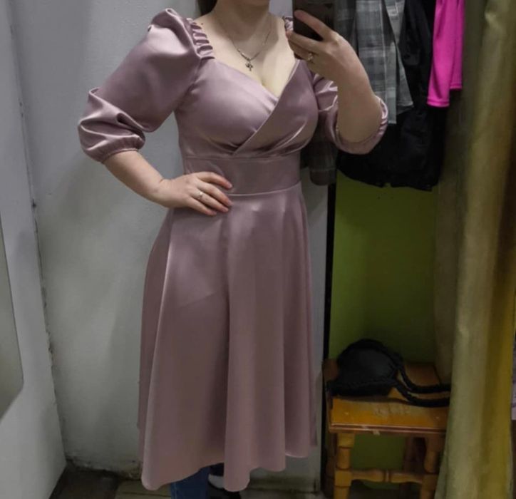 Жіноча нарядна сукня