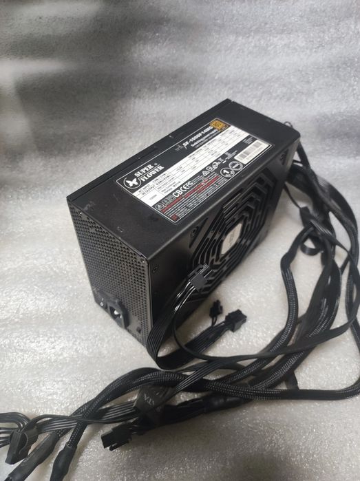 Блок живлення Super Flower SF-1000F14MG 1000W 80Plus GOLD 2*8PIN GPU