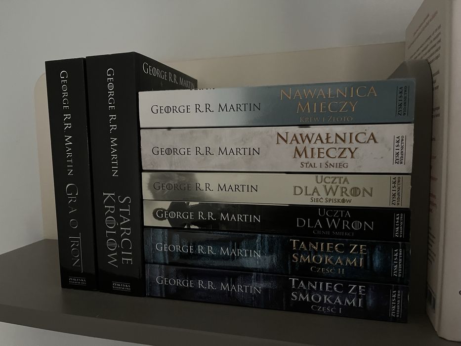 Seria książek Gra o Tron - nowa, kompletna - seria TV