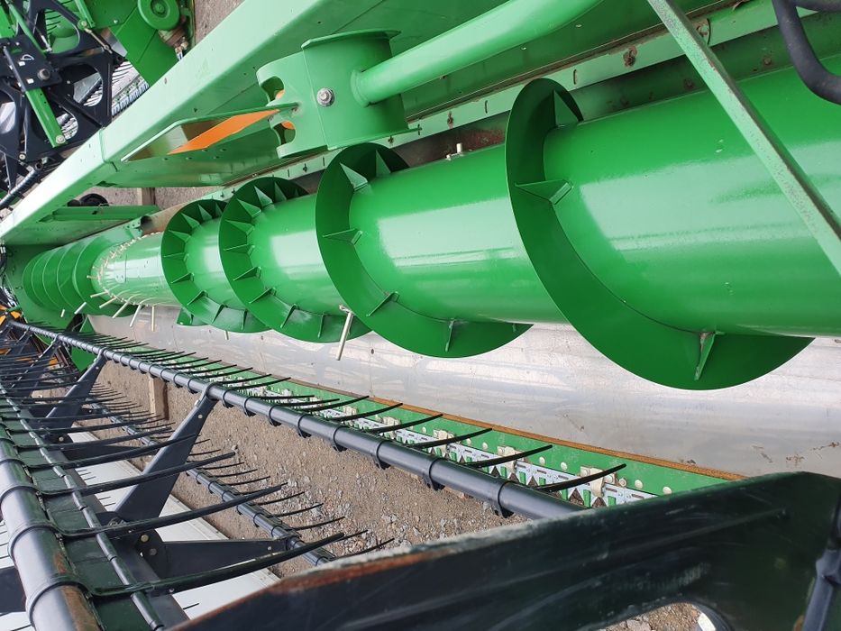 жатка John Deere 925F