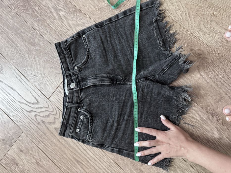 Шорти pull and bear в ідеальному стані / ХС-С