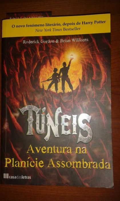 Livro Túneis- Aventura na Planície Assombrada