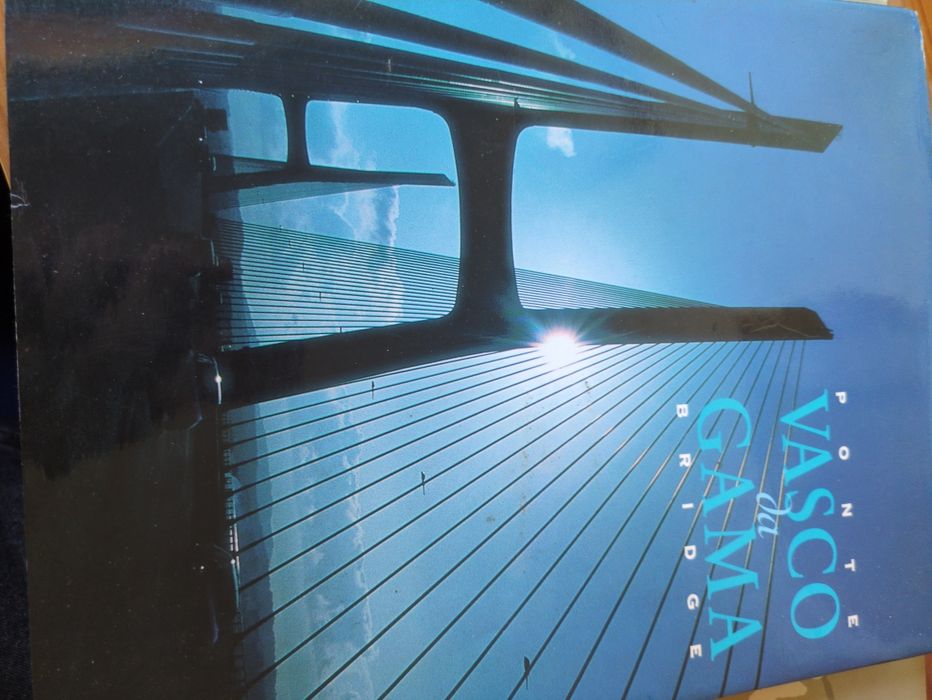 Ponte Vasco da Gama Bridge de Francisco Santana e Rosa Honrado Calado