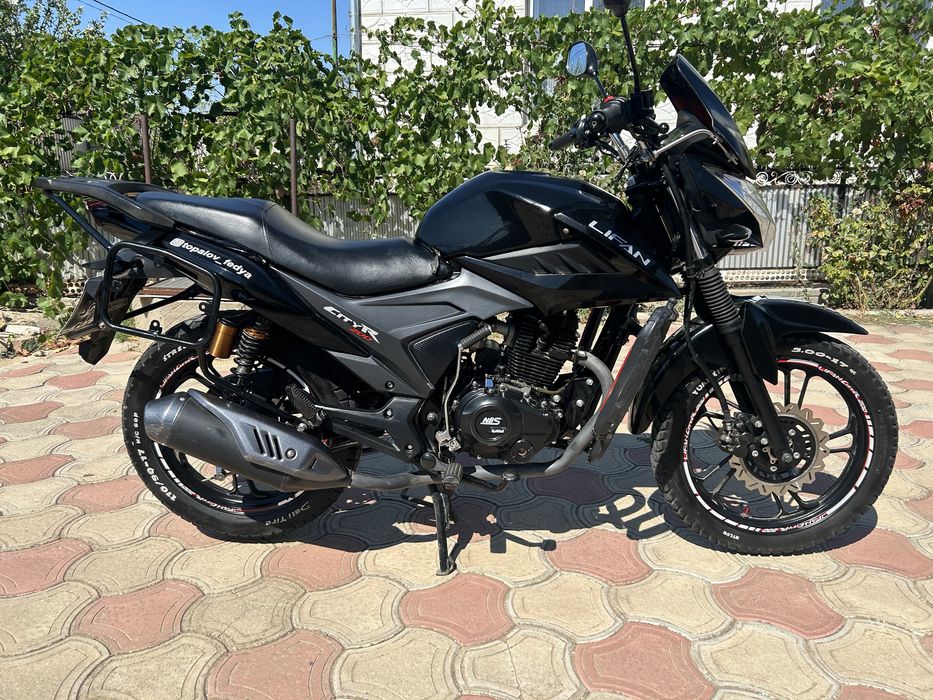 Мотоцикл Lifan 200