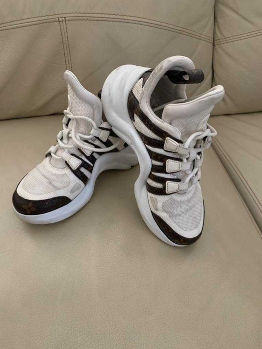 Louis Vuitton White Sneakers
