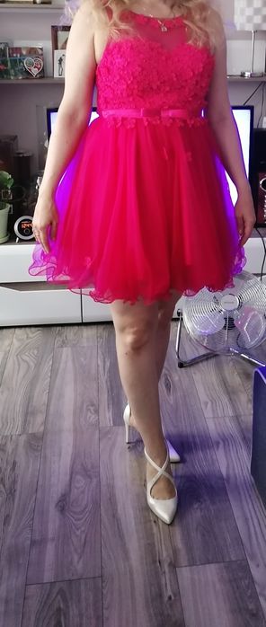 Śliczna sukienka weselna M/L