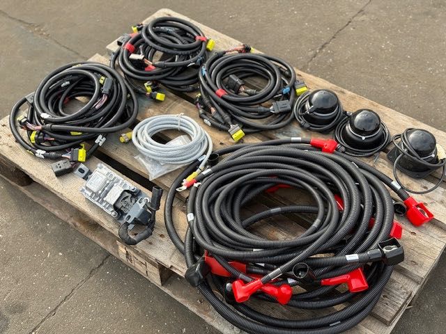 Uniwersalny sterownik mobilny HYDAC HY-TTC z instalacją