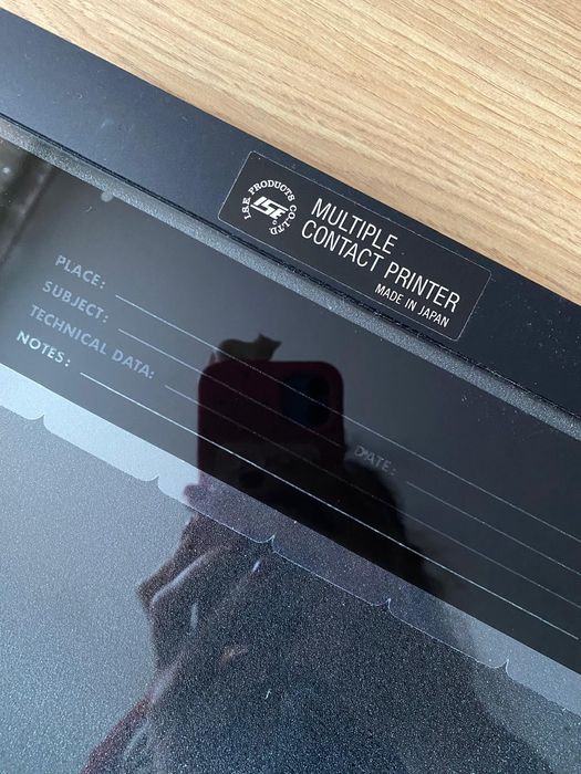 Drukarka kontaktowa, odbitki kontaktowe, retro sprzęt fotograficzny