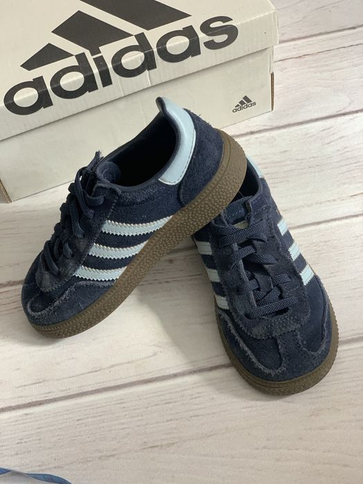 Кросівки Adidas 27 розмір