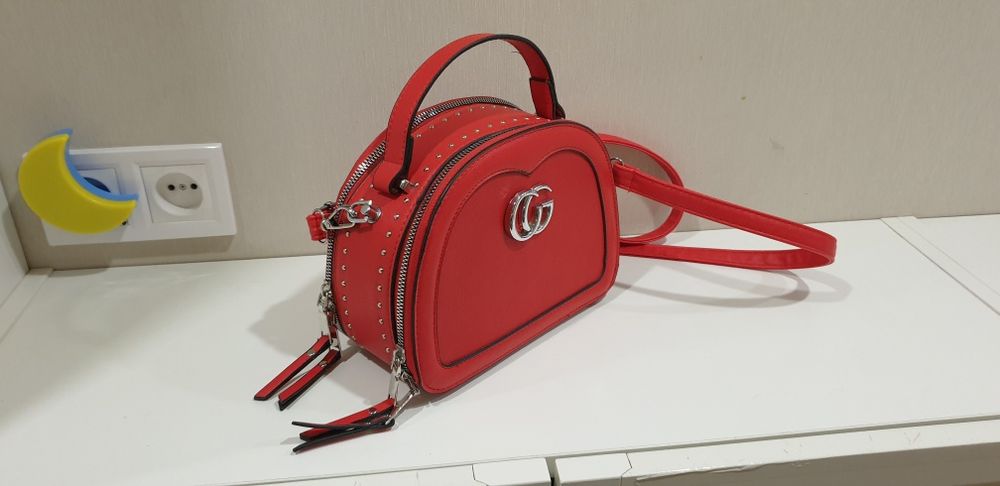 Сумка женская красная