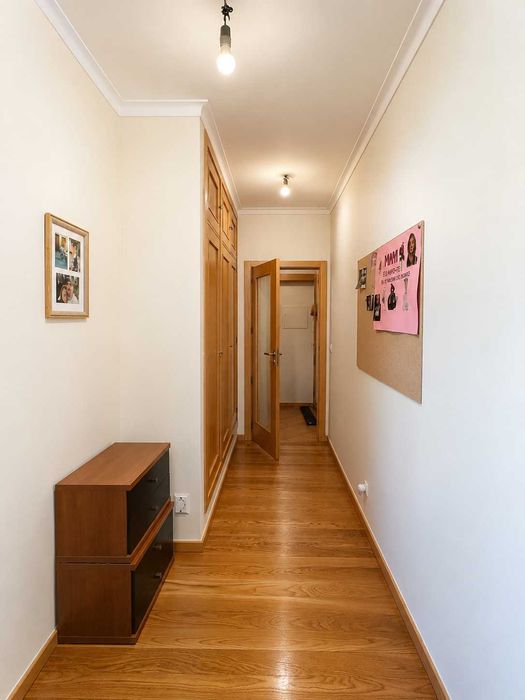 Apartamento T1 com garagem e terraço no Edifício D. João I – Centro de Viseu
