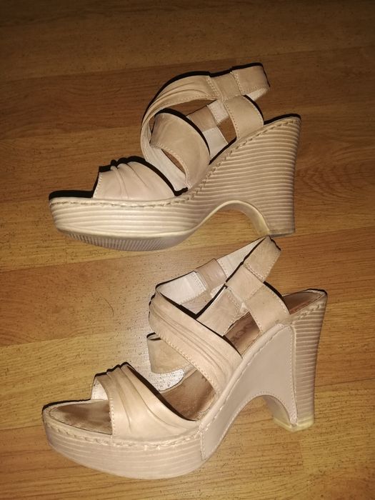 Szpilki sandałki lasocki 37