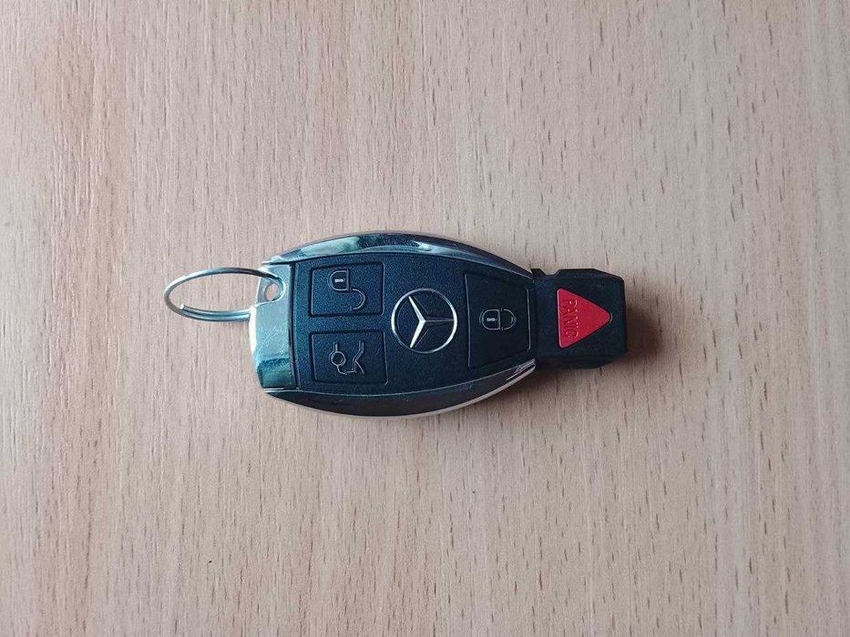 Ключ - брелок mercedes