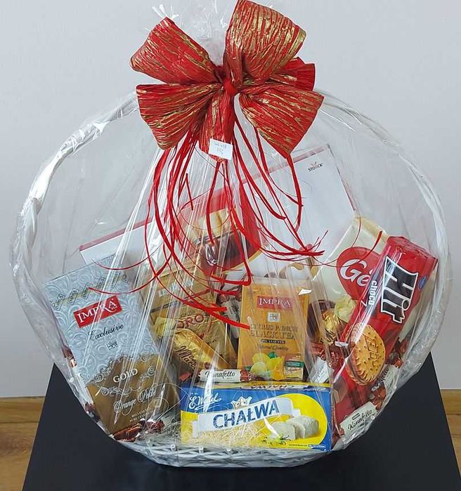 Kosz prezentowy kosze świąteczne kosz pełen słodyczy kosz upominkowy