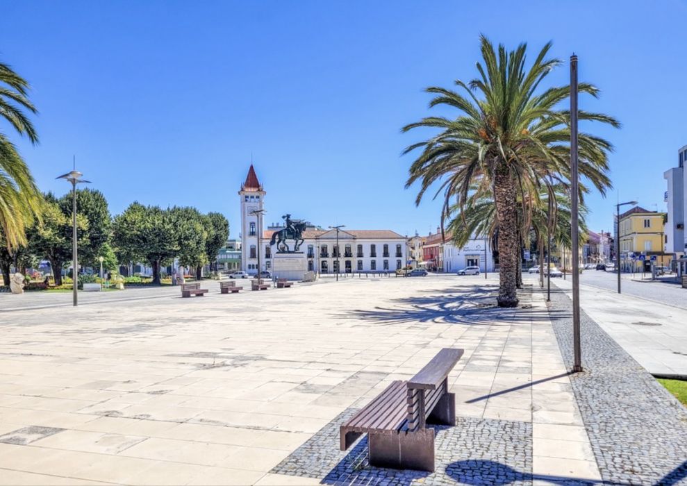Arrenda T2 centro Cantanhede