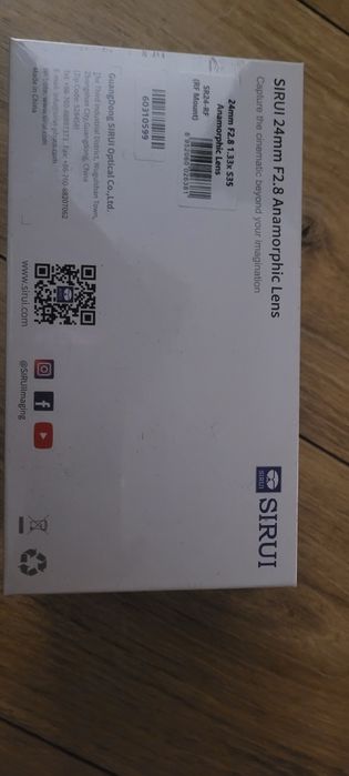 Obiektyw anamorficzny SIRUI