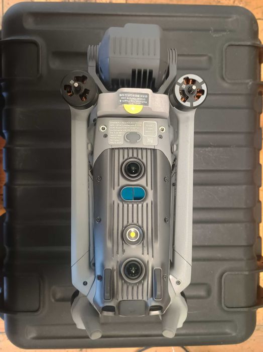 DJI Matrice 4E.   .