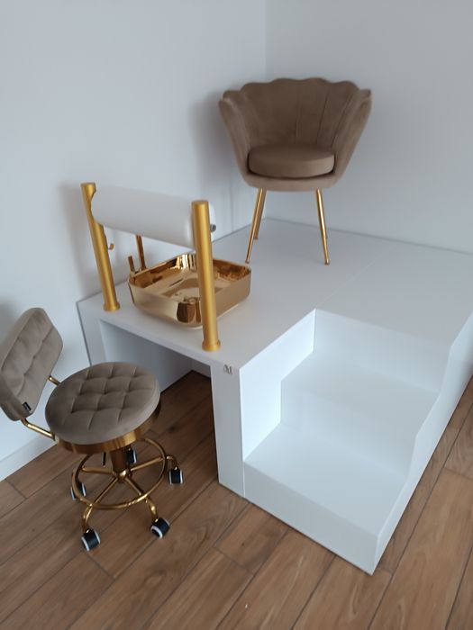 Podest pedicure z wnęka.CENA BRUTTO. wysyłka 48h