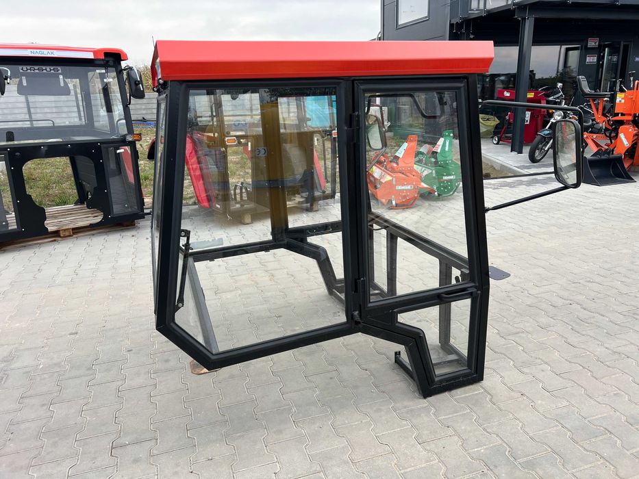 Kabina ciągnikowa Ursus C330 C360 MF235 T25 T-25 RUSKI siłowniki -RATY