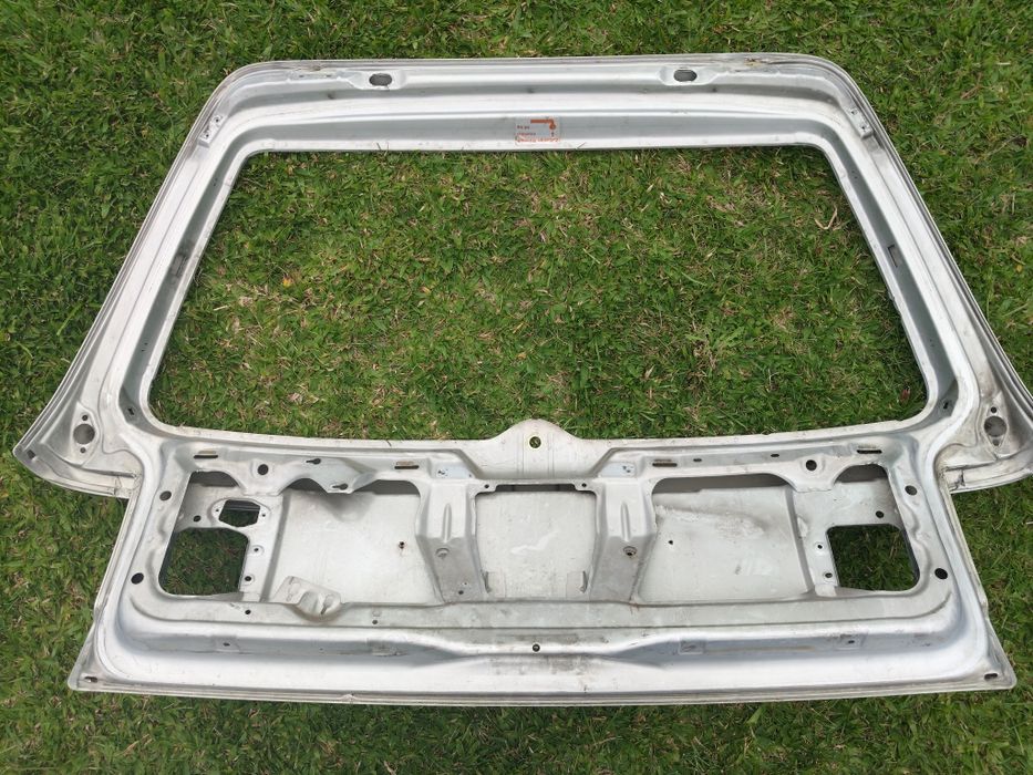 Porta mala Passat B4 carrinha