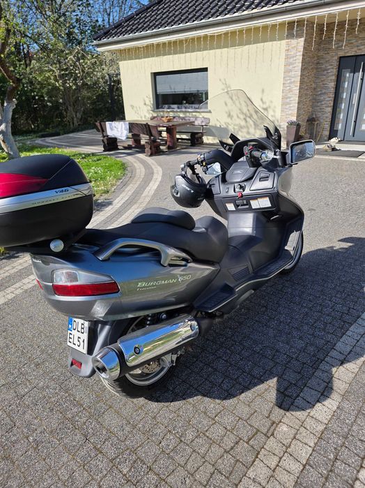Suzuki Burgman AN  650 executive