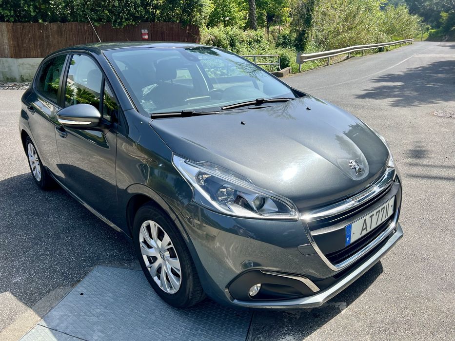 Peugeot 208 1.2 82 cv Pure Tech