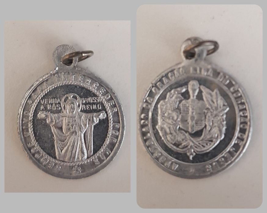 Conjunto de 6 medalhas miniatura religiosas