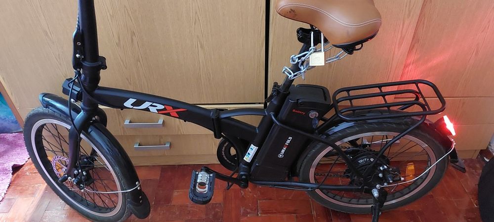 Bicicleta eléctrica semi nova