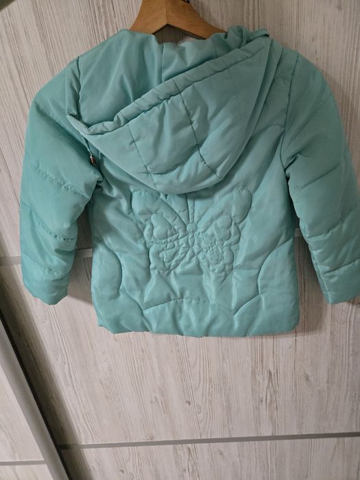 Курточка демісезонна