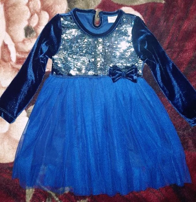 Плаття святкове на дівчинку