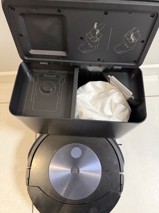 Robot sprzątający iRobot Roomba Combo j7+