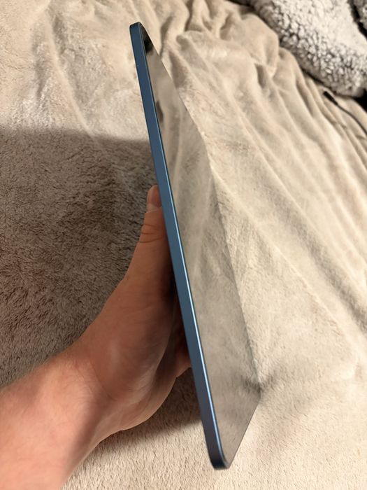 Apple ipad Air 5th wifi 64gb