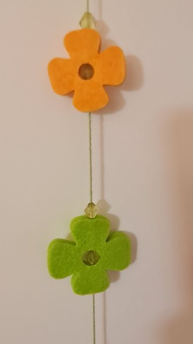 5 filcowych girland kwiatowych