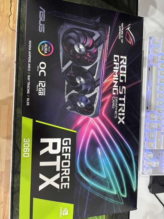 Sprzedam używaną Kartę Graficzną ROG Strix GeForce RTX™ 3060 OC Edition 12GB GDDR6