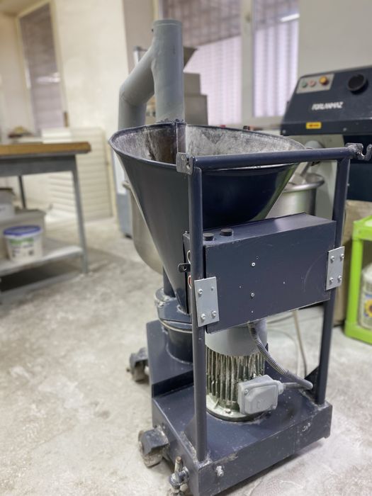 Мукопросеиватель ( просеиватель муки )