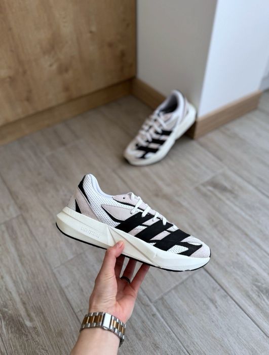 США! Літні жіночі кросівки Adidas Lightblaze JH6944 Оригінал! 38.5-42p