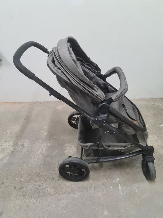 Carinho bebé como novo