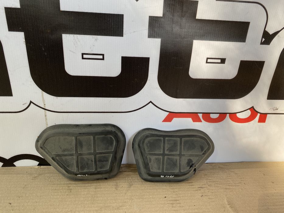 Заглушка стакана амортизатора Audi A4 B8 \ Audi A5  пильник