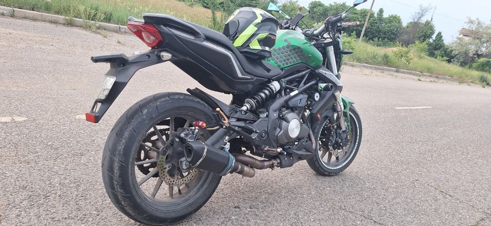 Мотоцикл Benelli 302