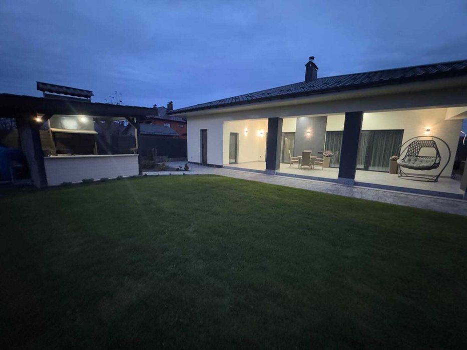 Продається будинок в р-н Тяжилів