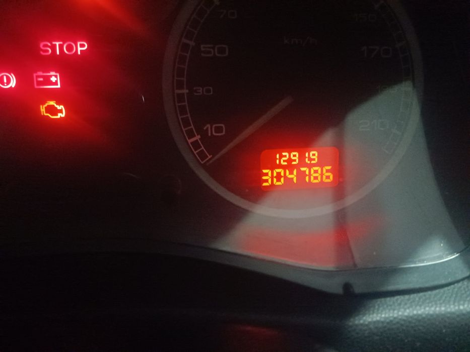 Peugeot 307 1.4 HDi. Excelente preço.