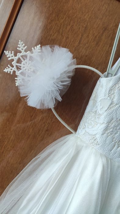 Сукня до  свята, для принцеси на 5-6 років + подарунок при