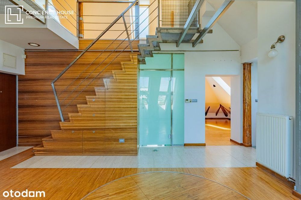 Wyjątkowy loft przy metrze Racławicka - poddasze