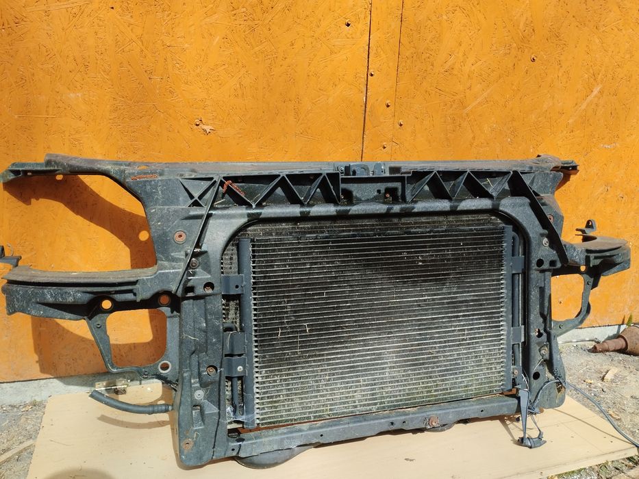 Pas przedni wzmocnienie chłodnice wentylator Audi Ty 1.8 BAM