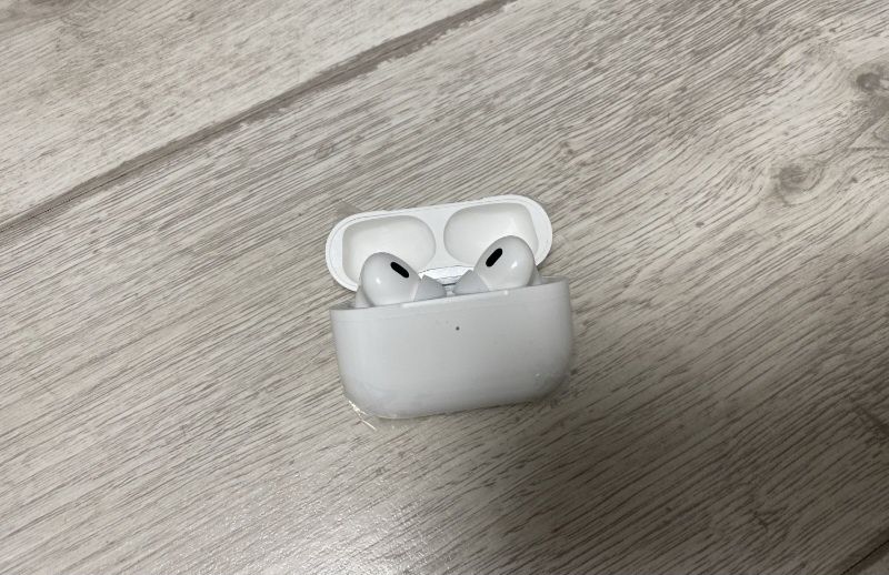 Продам бездротові навушники нові