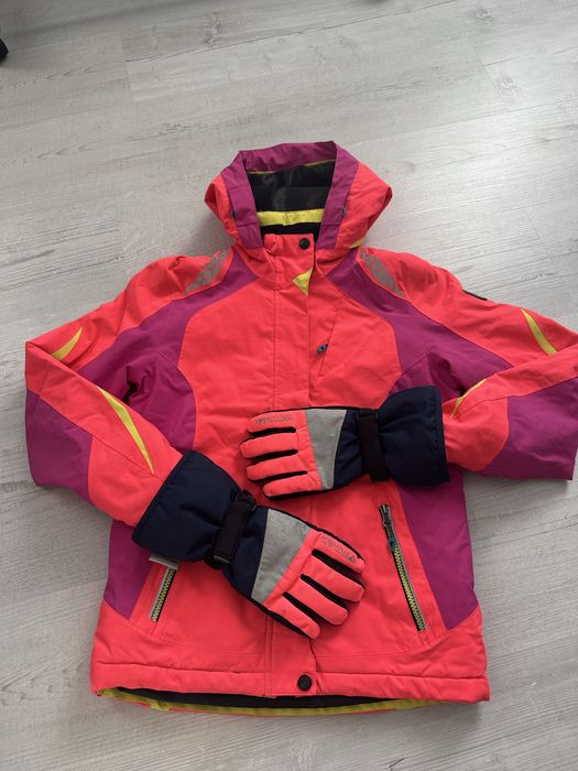 Гірськолижна куртка