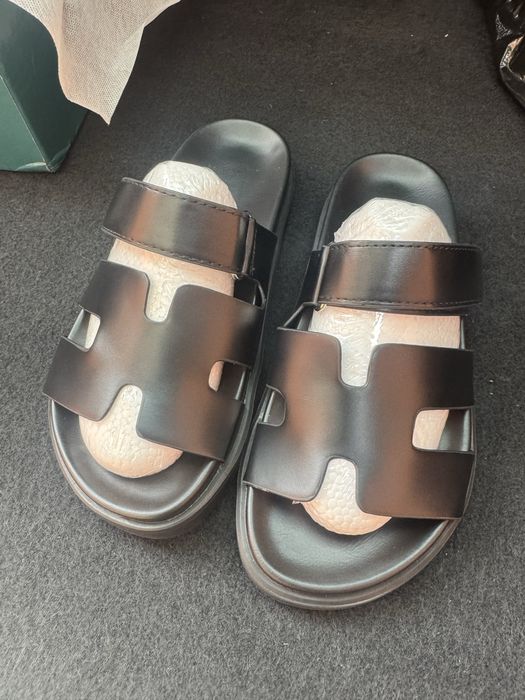 Новые шлепки  37 хермес