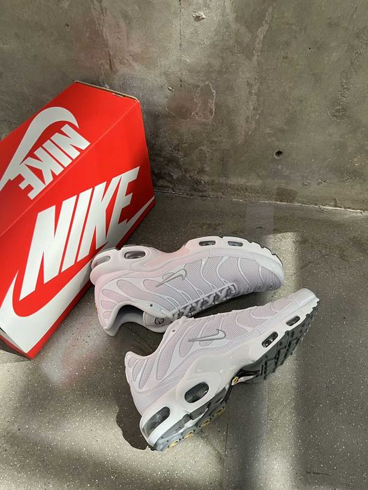 Air Max TN Plus White R.37.5