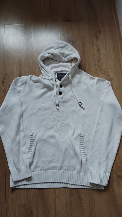 Sweter męski z kapturem