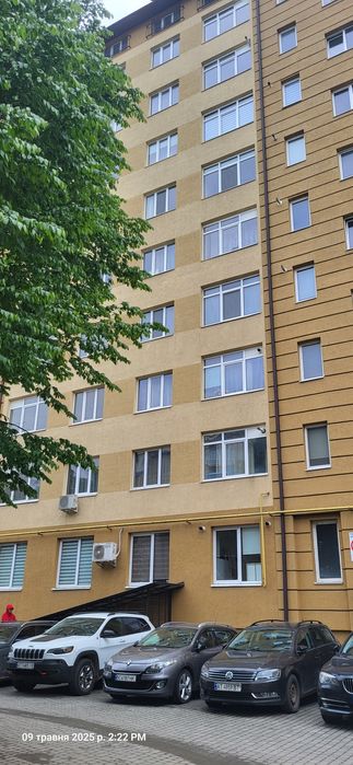 Подобово номер Коновальця центр